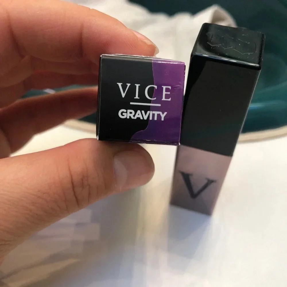 NIB URBAN DECAY LIP CHEMISTRY LIP TINT